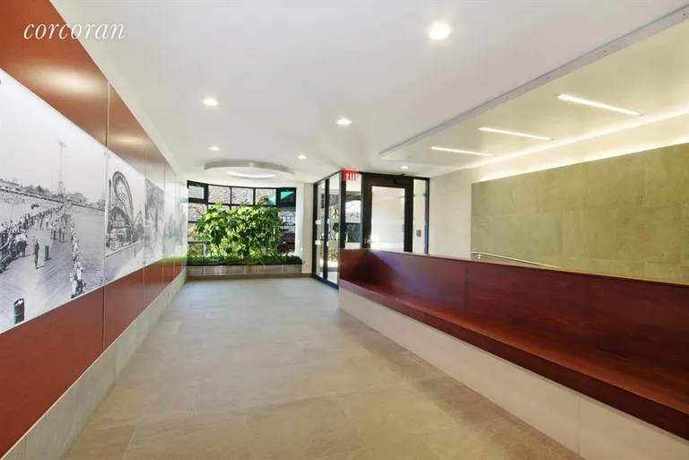 New York City Real Estate | View 227 Ocean Parkway, 3H | Lobby | View 6