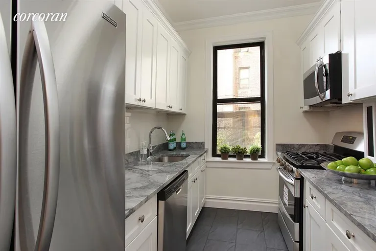 New York City Real Estate | View 255 Eastern Parkway, 16A | Gleaming and glamorous | View 2