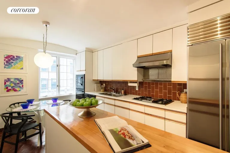 New York City Real Estate | View 27 West 67th Street, 5FW | Eat In Kitchen | View 7