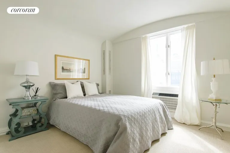 New York City Real Estate | View 27 West 67th Street, 5FW | Guest Bedroom | View 10