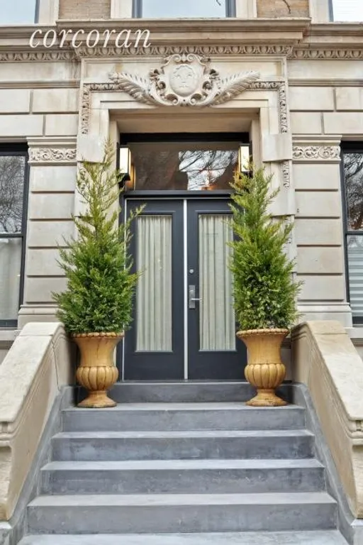 New York City Real Estate | View 422 West 20th Street, PARLOR B | 2 Beds, 2 Baths | View 1