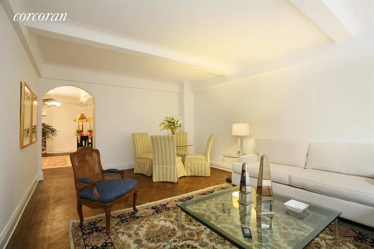 New York City Real Estate | View 40 East 88th Street, 6D | 2 Beds, 2 Baths | View 1