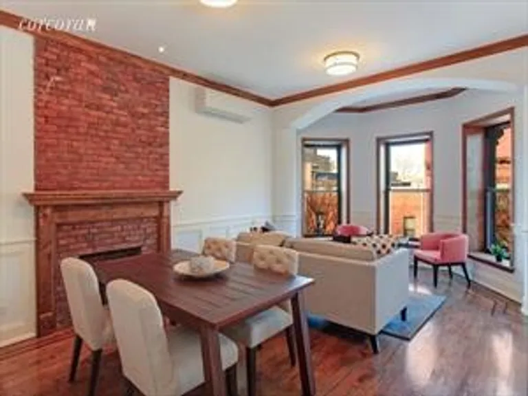 New York City Real Estate | View 290 Greene Avenue, 4 | room 1 | View 2