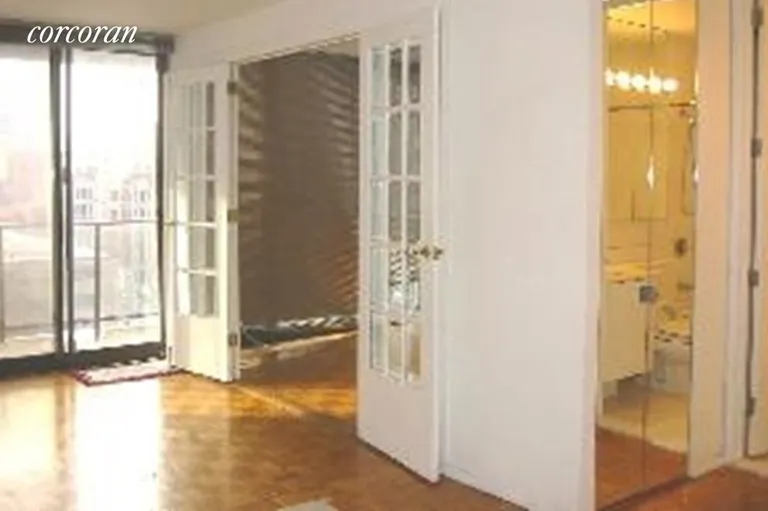 New York City Real Estate | View 161 West 61st Street, 8B | room 2 | View 3