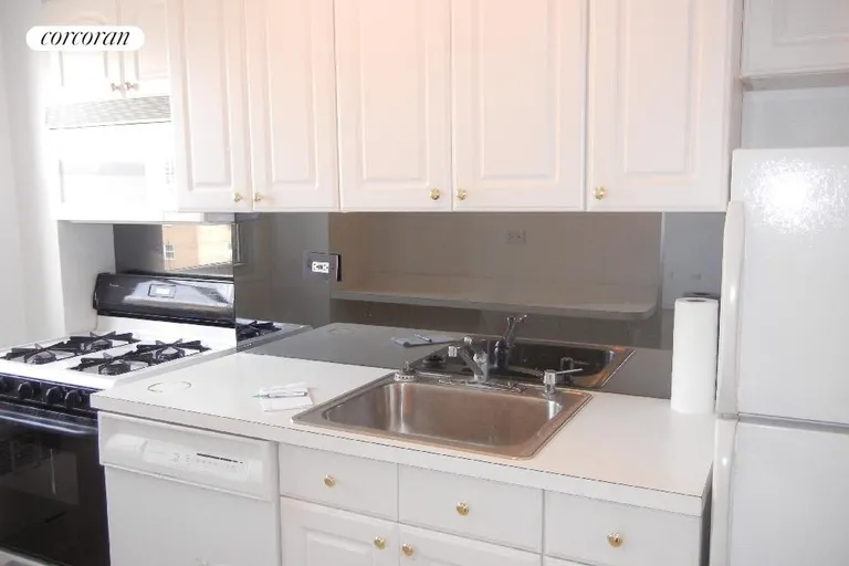 New York City Real Estate | View 122 Ashland Place, 15C | Microwave and Dishwasher | View 6