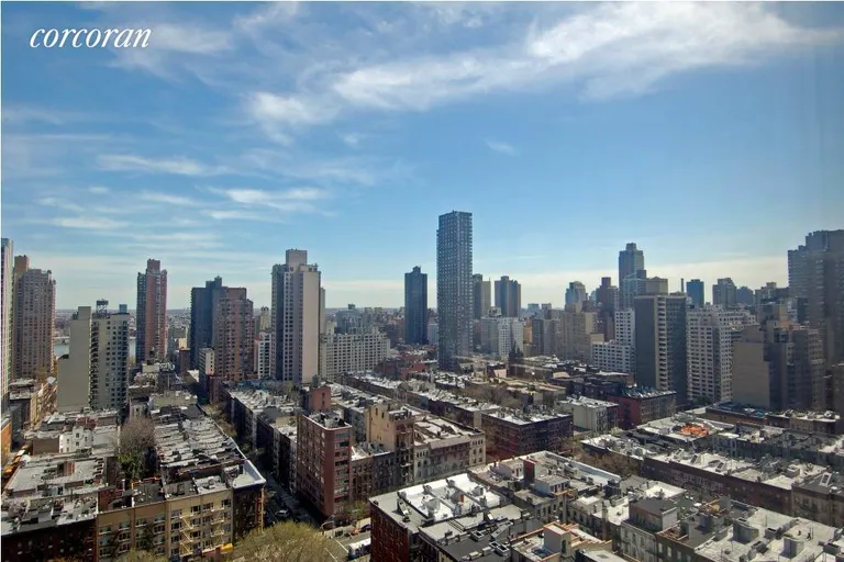 New York City Real Estate | View 1619 Third Avenue, 21H | 2 Beds, 2 Baths | View 1