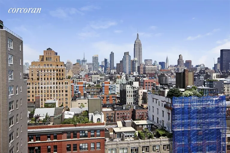 New York City Real Estate | View 77 Seventh Avenue, 19L | Stunning views from every room. | View 2