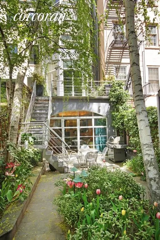 New York City Real Estate | View 164 East 83rd Street | Beautifully Landscaped Garden | View 6