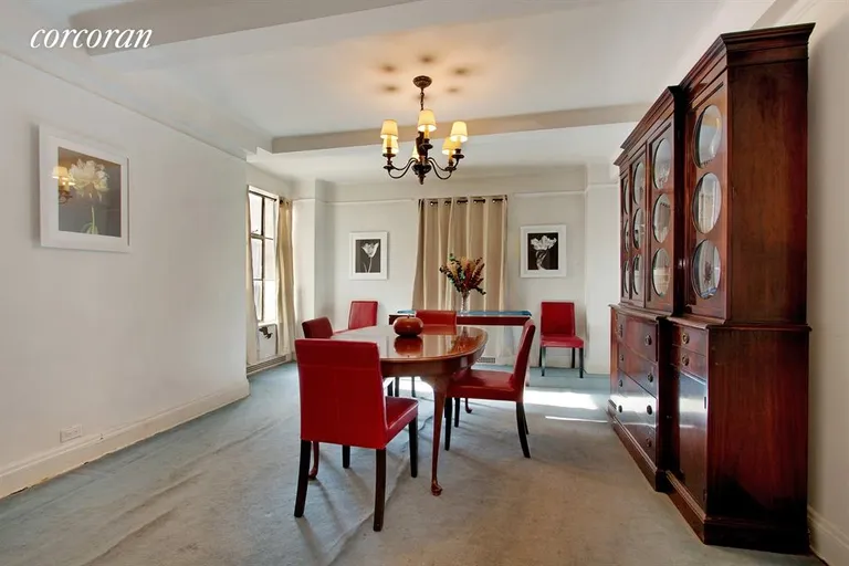 New York City Real Estate | View 200 West 86th Street, 12M | Expansive Dining Room | View 2