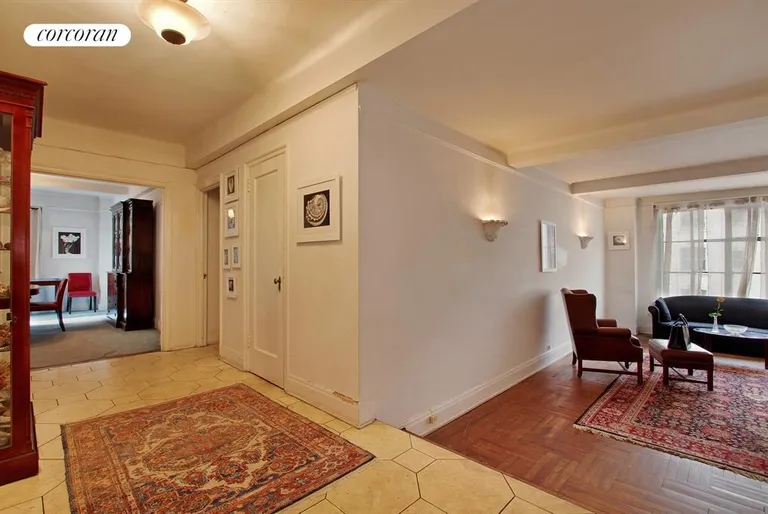 New York City Real Estate | View 200 West 86th Street, 12M | Hallway | View 4
