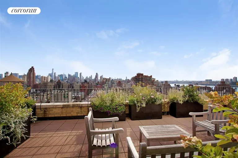 New York City Real Estate | View 200 West 86th Street, 12M | Common Roof Deck | View 3