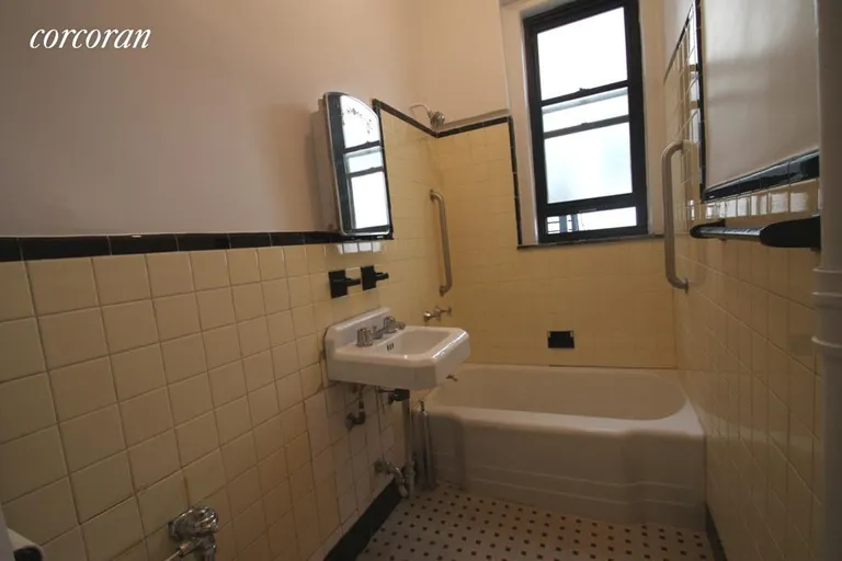 New York City Real Estate | View 210 Riverside Drive, 12G | Bathroom | View 3