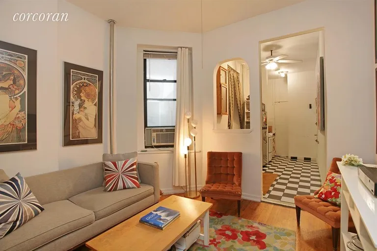 New York City Real Estate | View 194 Bleecker Street, 1A | Living Room | View 2