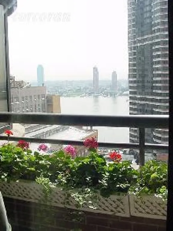 New York City Real Estate | View 330 East 38th Street, 23N | room 1 | View 2