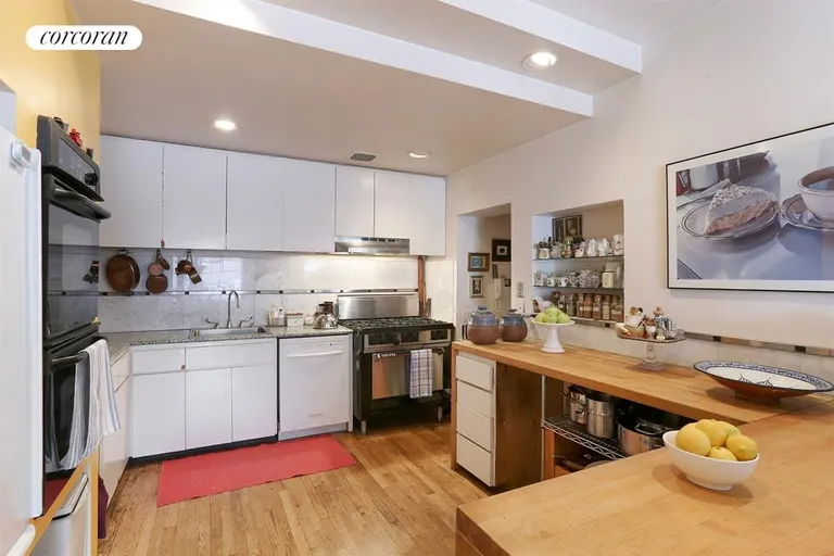 New York City Real Estate | View 622 Greenwich Street, 5C | Kitchen | View 5
