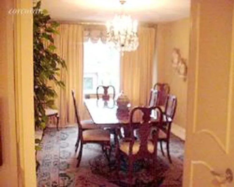 New York City Real Estate | View 139 East 63rd Street, 6A | room 1 | View 2