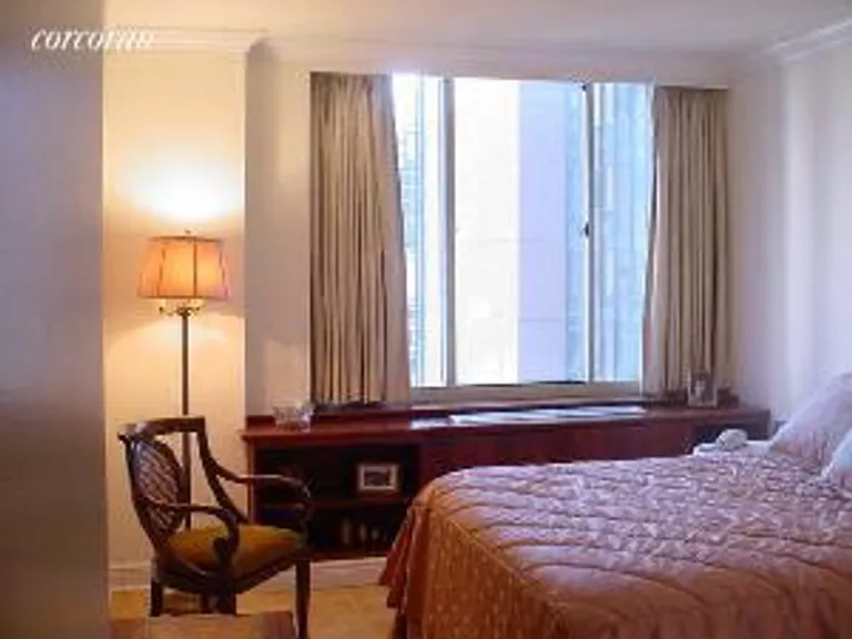 New York City Real Estate | View 236 East 47th Street, 19E | room 2 | View 3