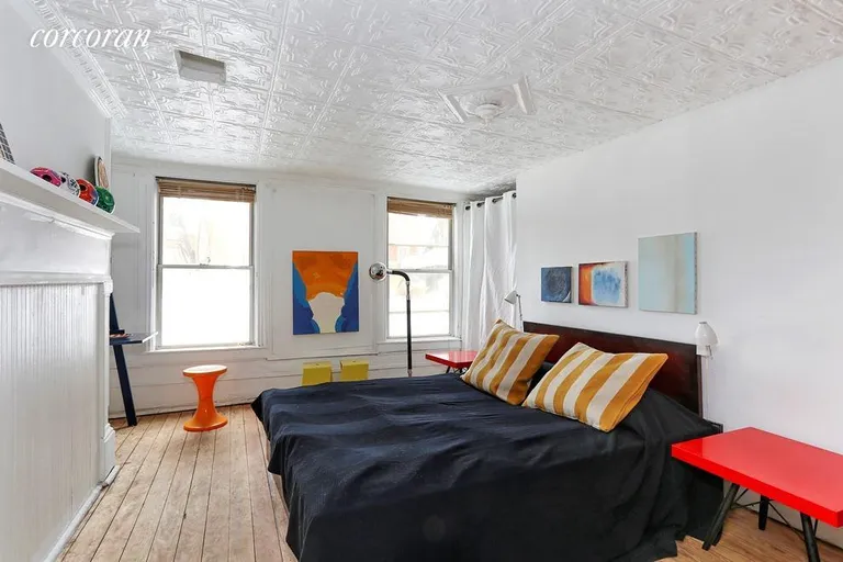 New York City Real Estate | View 76 Green Street | room 4 | View 5