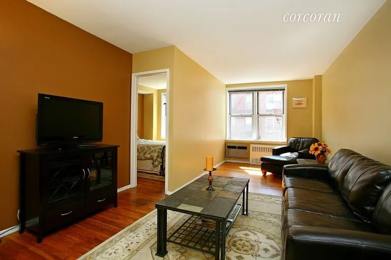 New York City Real Estate | View 24-51 38th Street, C9 | room 3 | View 4