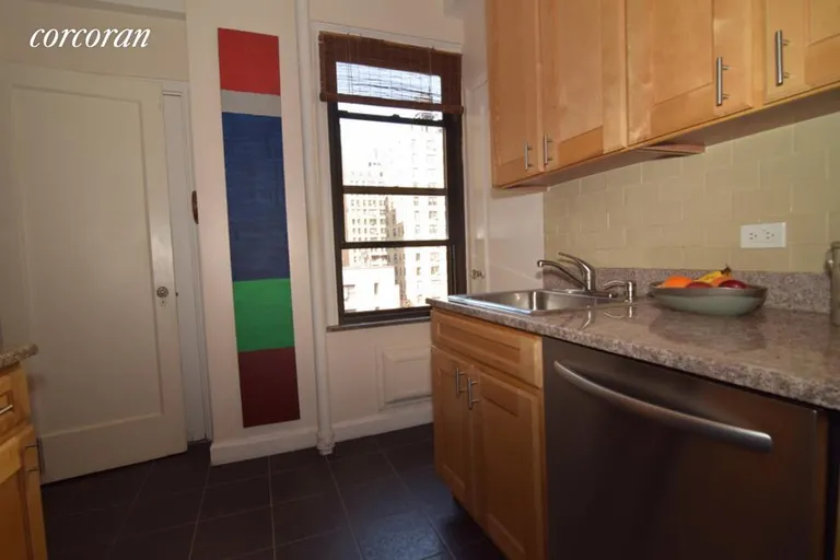 New York City Real Estate | View 243 West 70th Street, 7C | room 9 | View 10