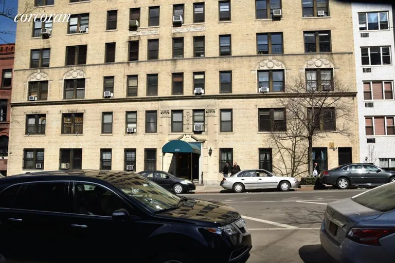 New York City Real Estate | View 243 West 70th Street, 7C | room 12 | View 13