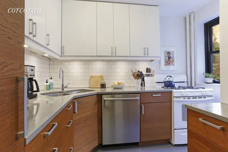 New York City Real Estate | View 193 Clinton Avenue, 7D | room 3 | View 4