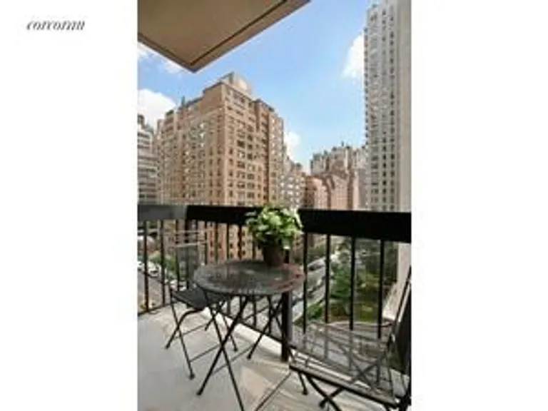 New York City Real Estate | View 250 East 40th Street, 9F | room 3 | View 4
