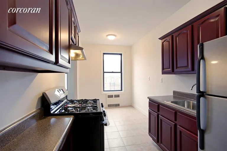 New York City Real Estate | View 70 Lenox Road, 5B | Kitchen | View 3
