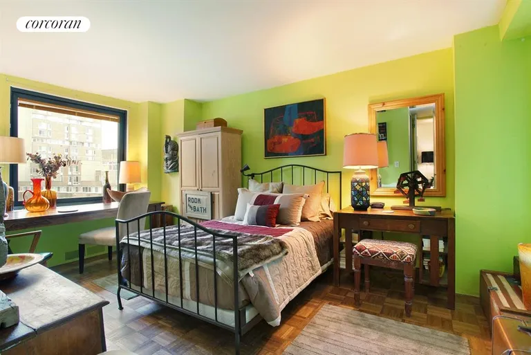 New York City Real Estate | View 531 Main Street, 1116 | Bedroom | View 6