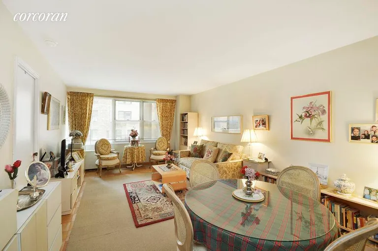 New York City Real Estate | View 305 East 40th Street, 8Y | 1 Bed, 1 Bath | View 1