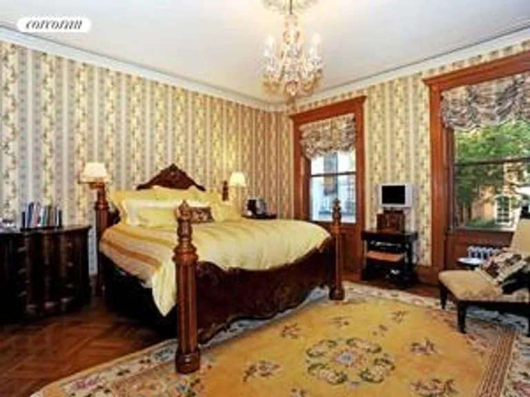 New York City Real Estate | View 131 East 91st Street | room 4 | View 5