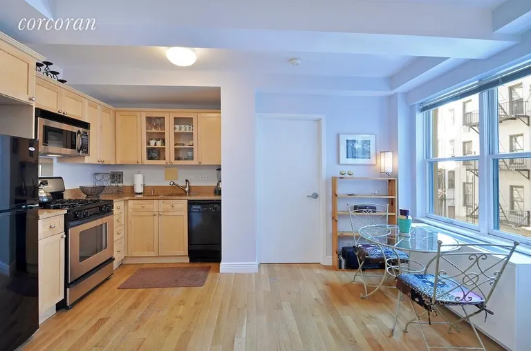 New York City Real Estate | View 435 East 76th Street, 3D | Immaculate open kitchen, lots of maple cabinets | View 2