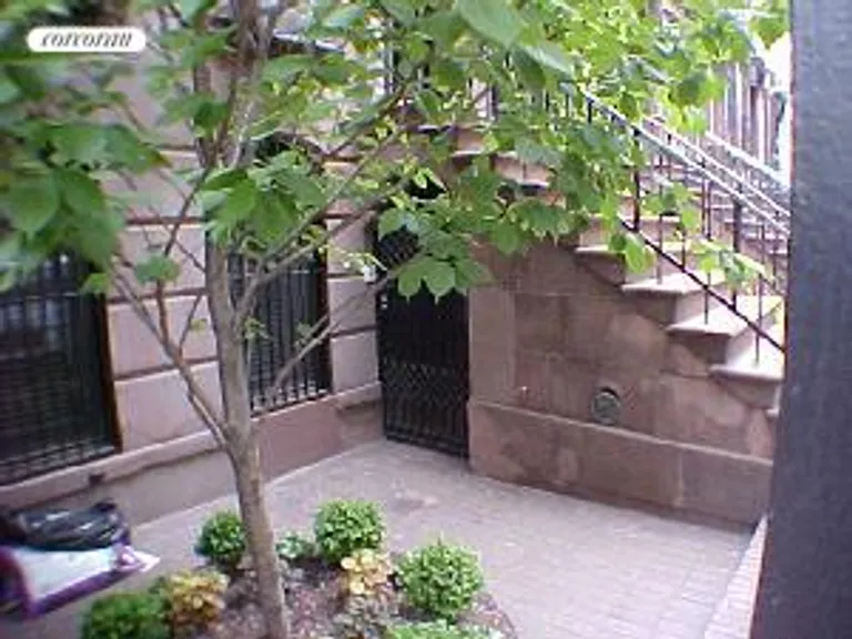 New York City Real Estate | View 338 East 69th Street | room 7 | View 8
