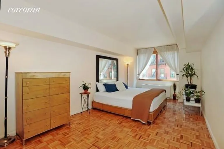 New York City Real Estate | View 350 West 50th Street, 2E | room 2 | View 3