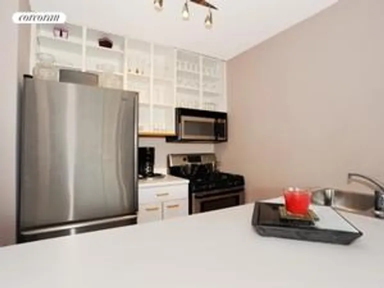 New York City Real Estate | View 350 West 50th Street, 30G | room 2 | View 3