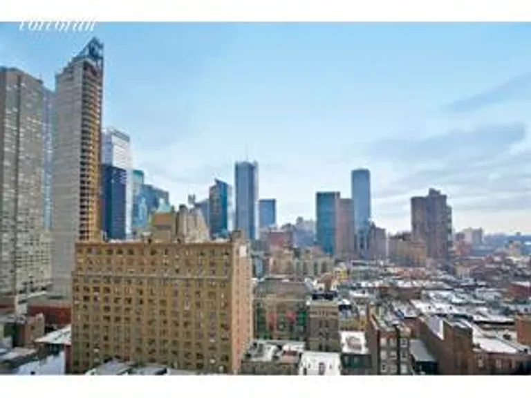 New York City Real Estate | View 350 West 50th Street, PH4D | room 7 | View 8