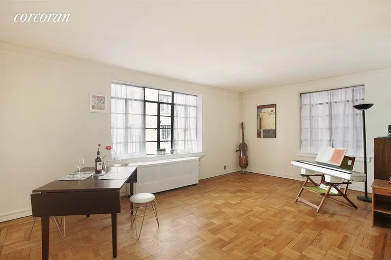 New York City Real Estate | View 135 East 39th Street, 5D | 1 Bed, 1 Bath | View 1