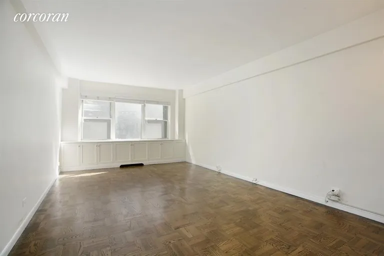 New York City Real Estate | View 310 East 49th Street, 3G | 1 Bed, 1 Bath | View 1