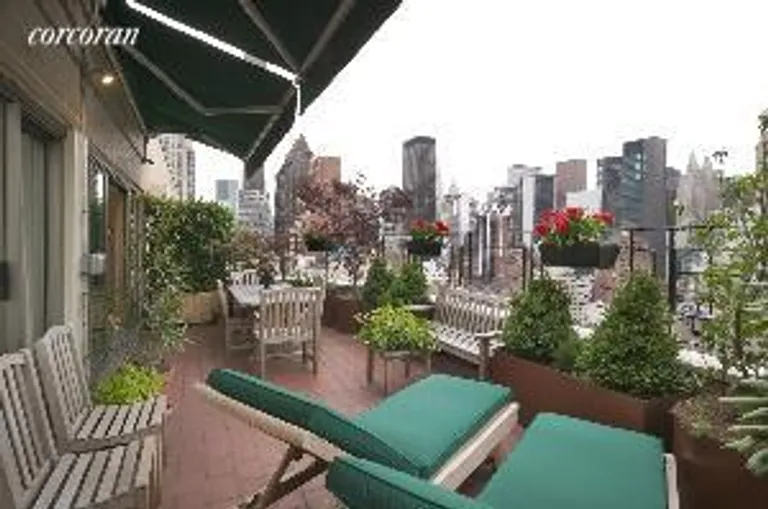 New York City Real Estate | View 411 East 53rd Street, PHD | room 2 | View 3