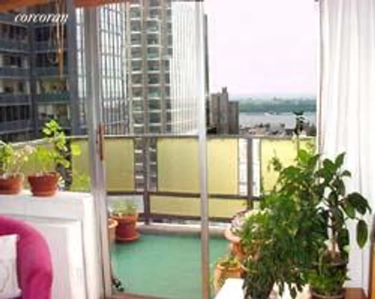 New York City Real Estate | View 159 West 53rd Street, 32E | 2 Beds, 2 Baths | View 1