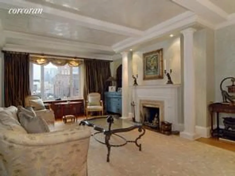 New York City Real Estate | View 139 East 66th Street, 8S | 3 Beds, 3 Baths | View 1