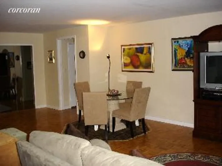 New York City Real Estate | View 155 West 68th Street, 714 | room 2 | View 3