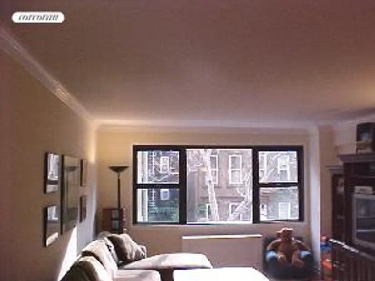 New York City Real Estate | View 345 East 69th Street, 3H | 2 Beds, 2 Baths | View 1