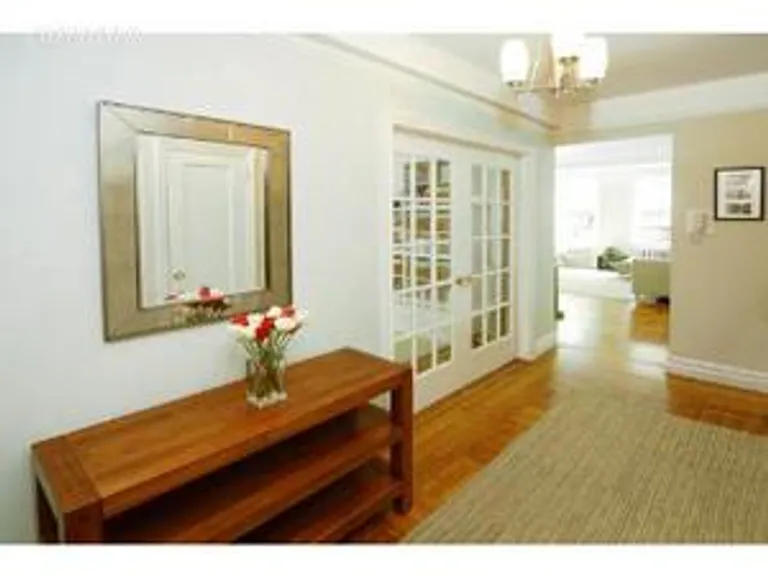 New York City Real Estate | View 11 West 69th Street, 2B | 2 Beds, 2 Baths | View 1