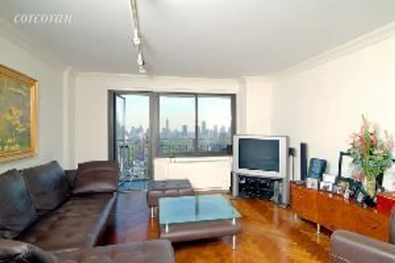 New York City Real Estate | View 201 West 70th Street, 34G | 1 Bed, 1 Bath | View 1