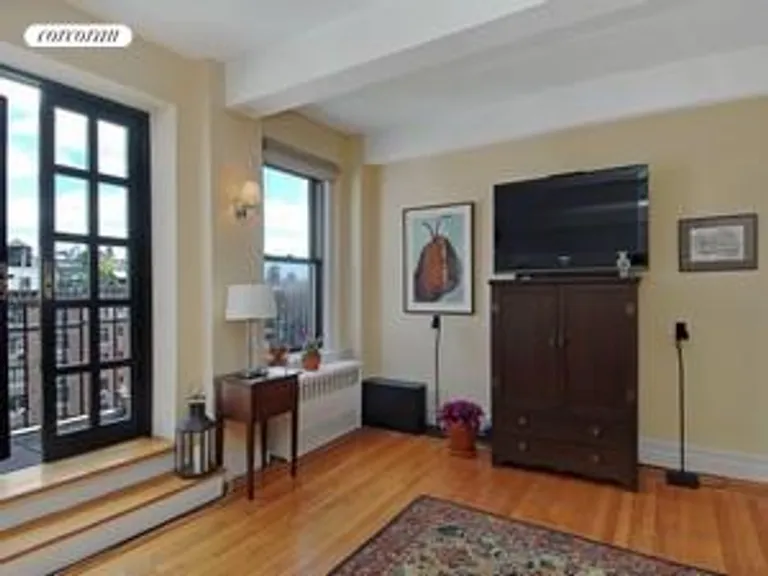 New York City Real Estate | View 121 West 72Nd Street, 10F | room 2 | View 3