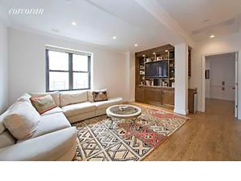 New York City Real Estate | View 253 West 73rd Street, 10E | room 1 | View 2
