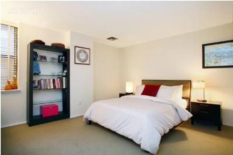 New York City Real Estate | View 253 West 73rd Street, 4G | room 3 | View 4