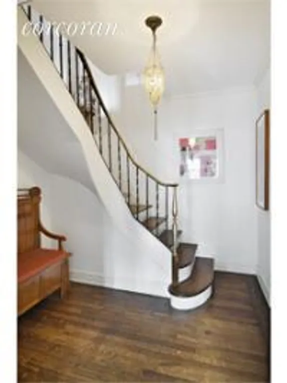 New York City Real Estate | View 125 East 74th Street, 8-9A | Foyer | View 4