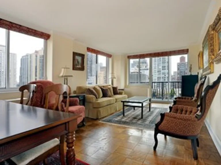 New York City Real Estate | View 343 East 74th Street, 16C | room 3 | View 4
